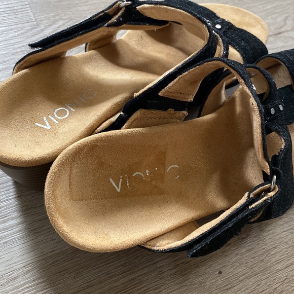 Vionic Corra Suede Wedge Sandals - Picture 3 of 8